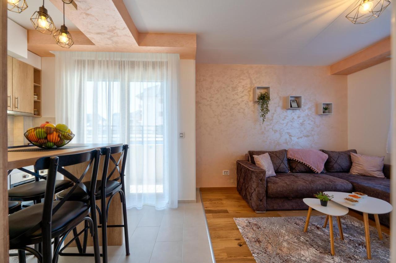 Apartment Stefan In Vila Katalina Lux ซลาตีบอร์ ภายนอก รูปภาพ