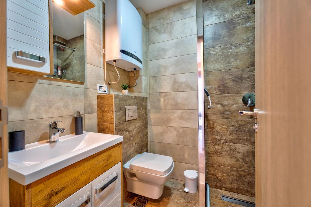 Apartment Stefan In Vila Katalina Lux ซลาตีบอร์ ภายนอก รูปภาพ