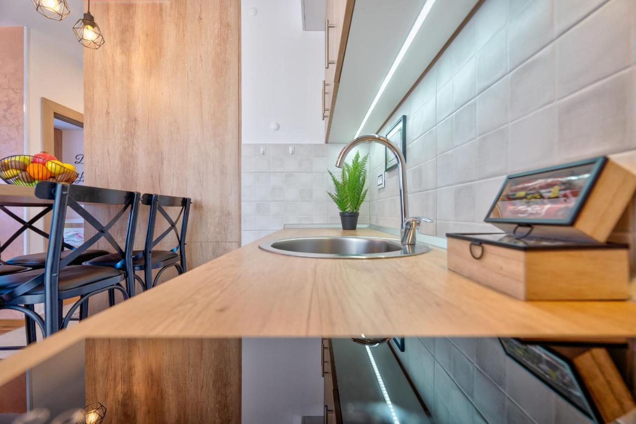 Apartment Stefan In Vila Katalina Lux ซลาตีบอร์ ภายนอก รูปภาพ