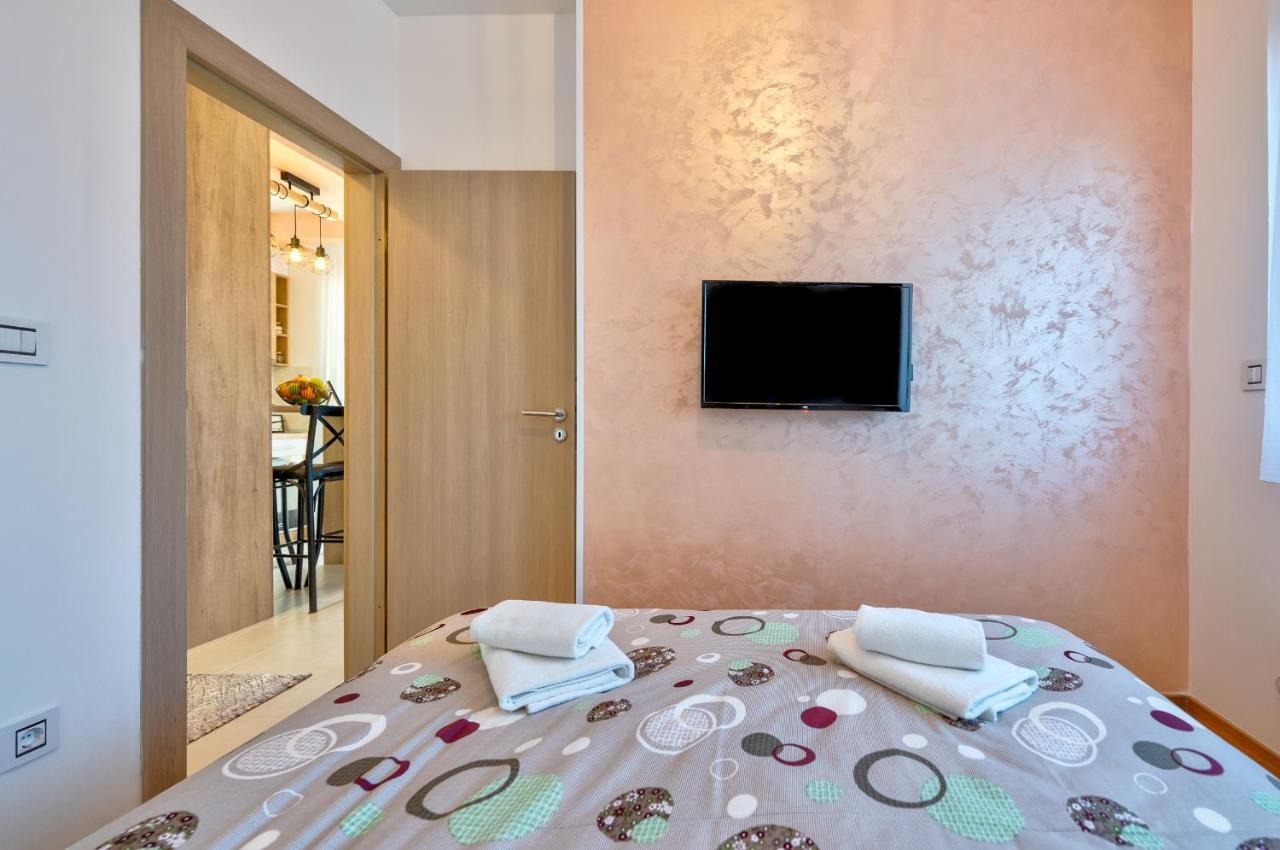 Apartment Stefan In Vila Katalina Lux ซลาตีบอร์ ภายนอก รูปภาพ