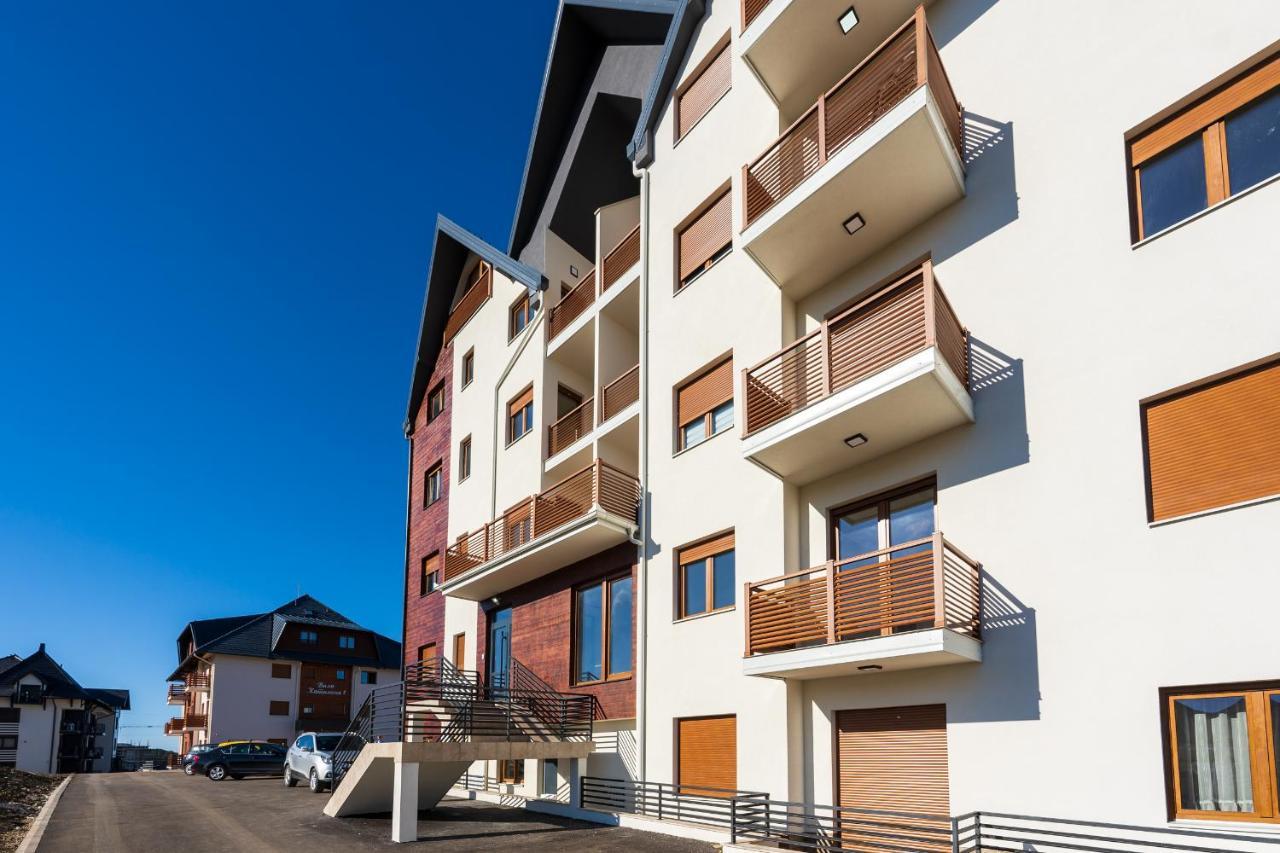 Apartment Stefan In Vila Katalina Lux ซลาตีบอร์ ภายนอก รูปภาพ