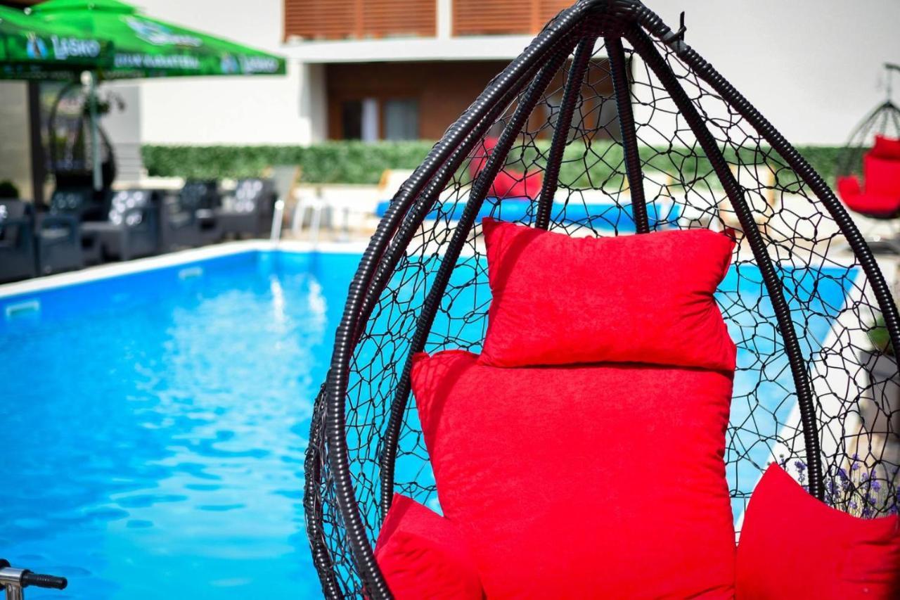 Apartment Stefan In Vila Katalina Lux ซลาตีบอร์ ภายนอก รูปภาพ